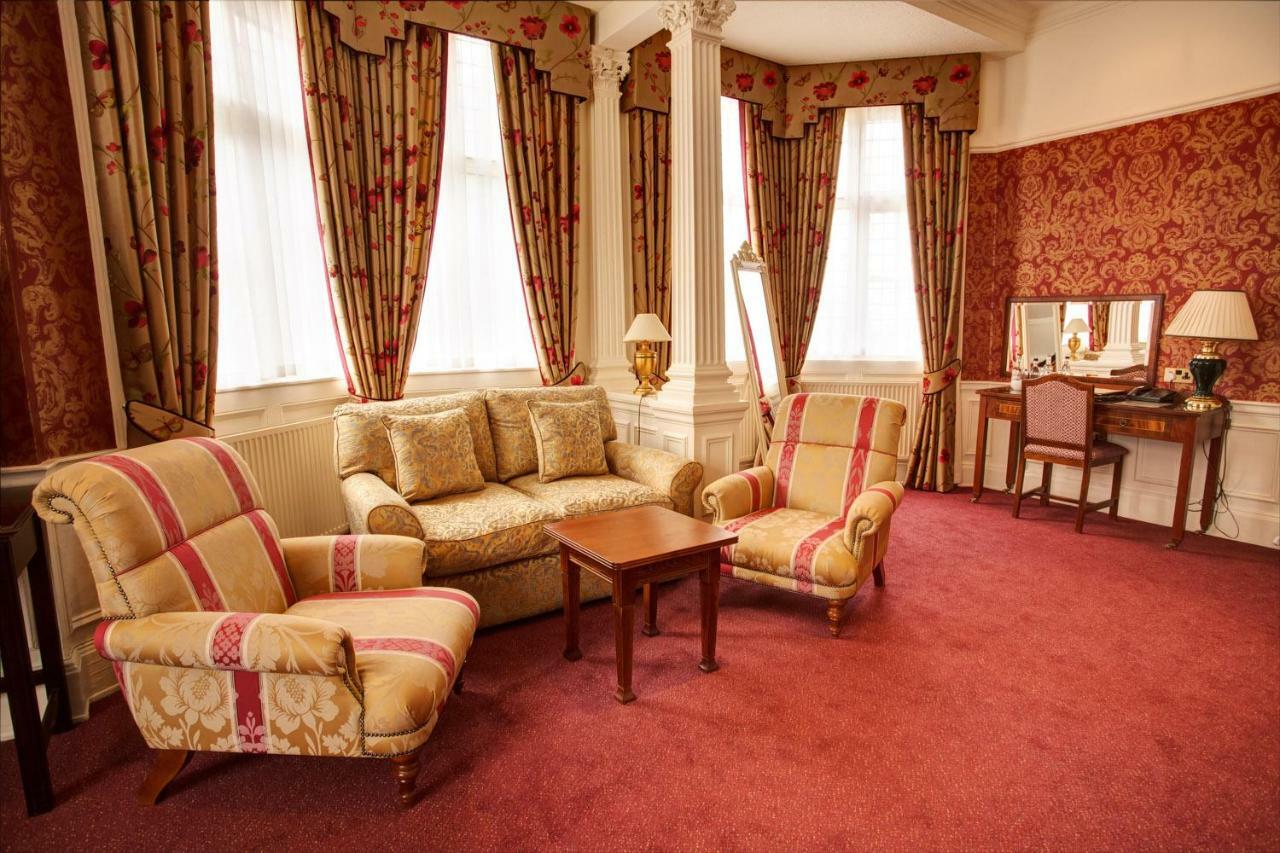 Best Western Plus Grim'S Dyke Hotel Harrow Exterior photo